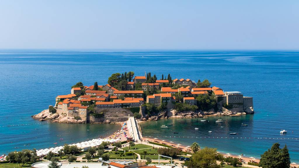 Čierna Hora: fjord Kotoru, vrchy Durmitoru a pláže Budvy