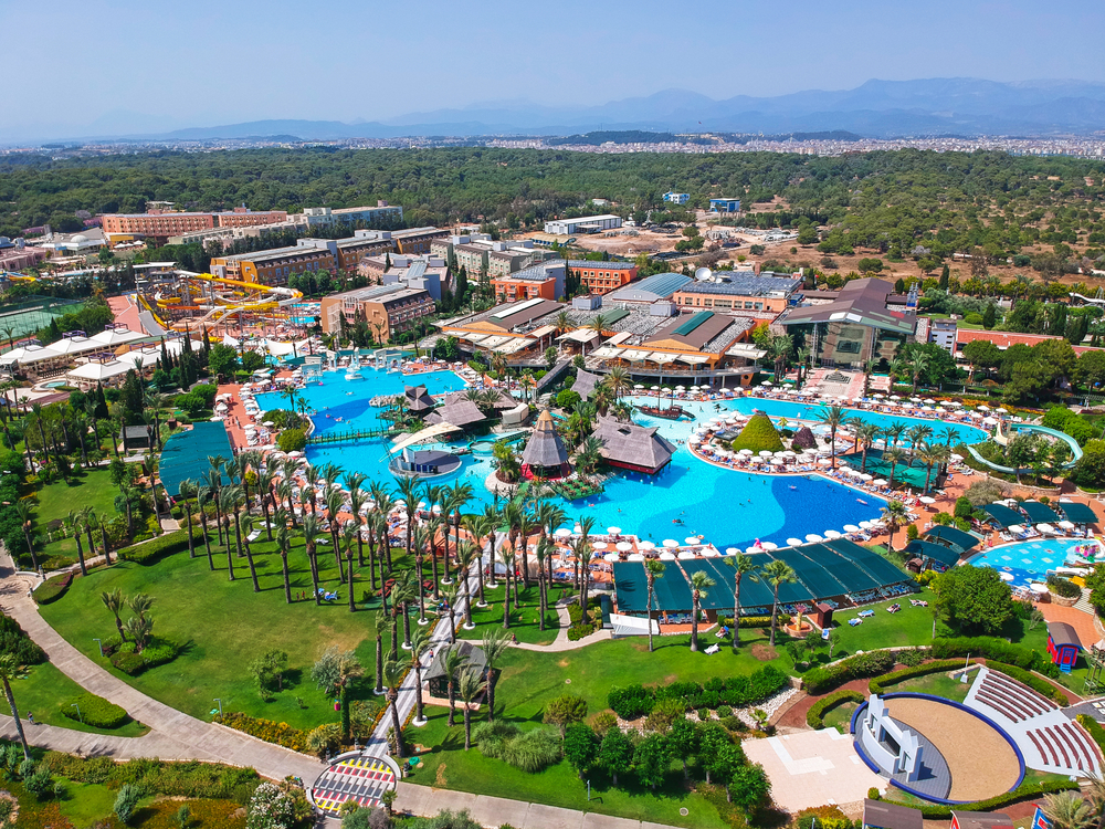 Pegasos-Resort-Side