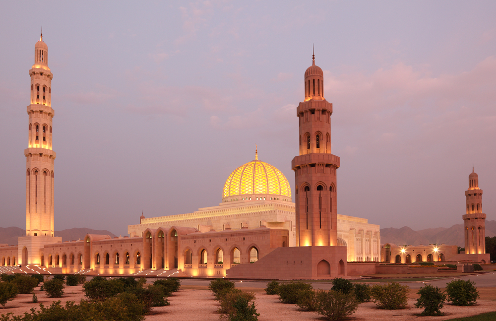 Sultan-Qaboos-Grand-Mosque