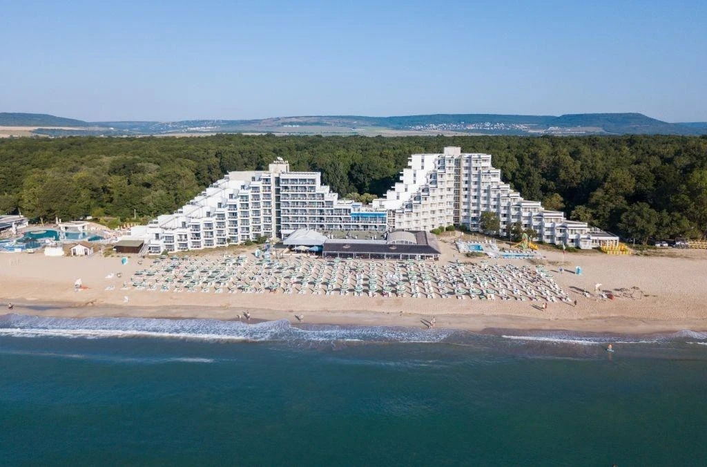 Mura Beach