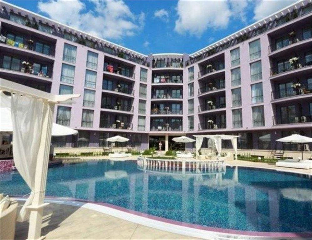 Holiday Complex Rainbow 3
