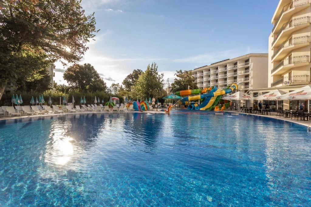 Prestige Deluxe Aquapark Club
