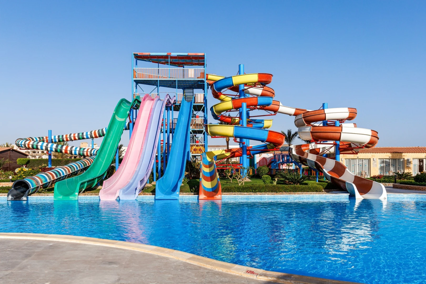 Sunrise Solara Aqua Park