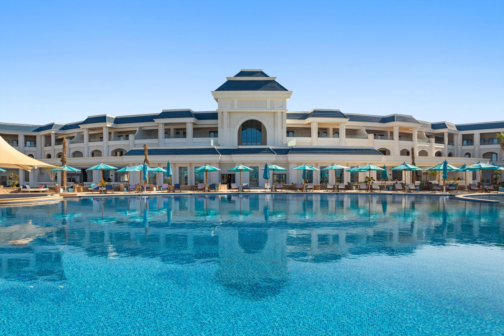 Pickalbatros Crystal Lotus Luxury Palace