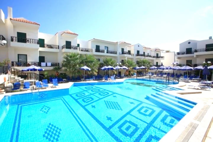 Diogenis Blue Palace