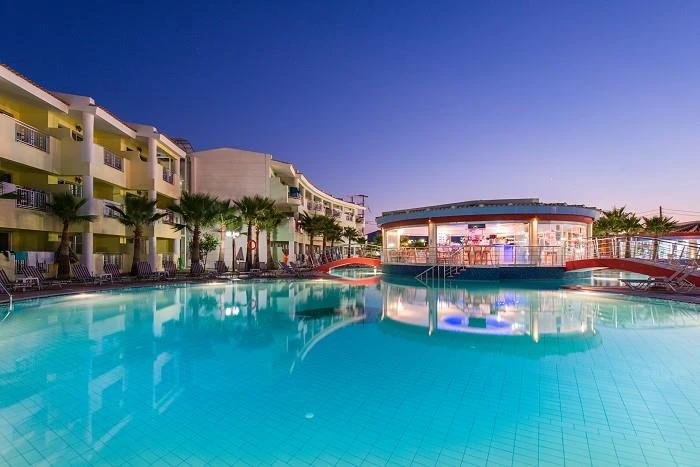 Caretta Beach Holiday Village