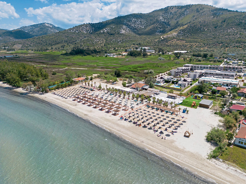 Alea Hotel & Suites
