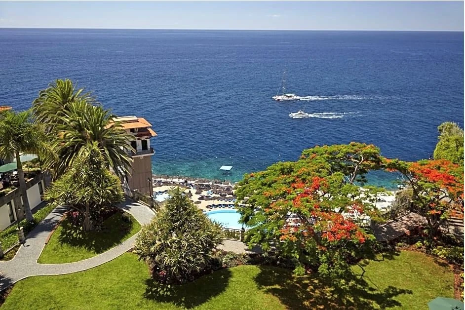 The Cliff Bay
