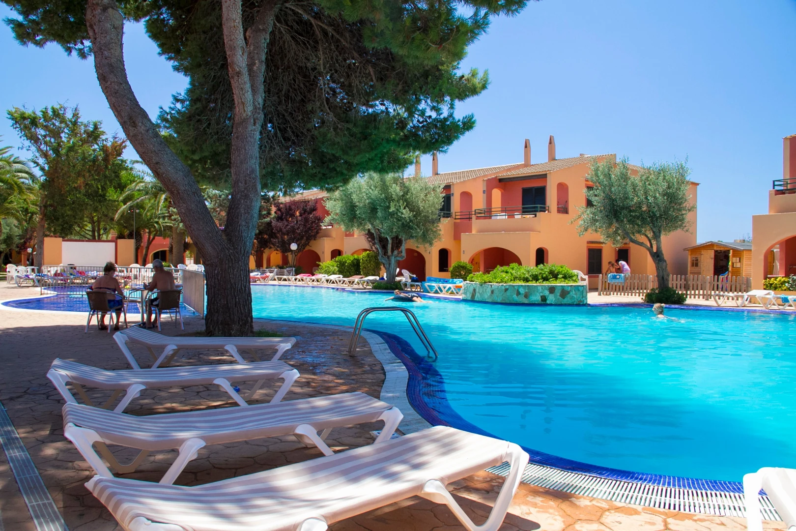 Club Andria Apartments
