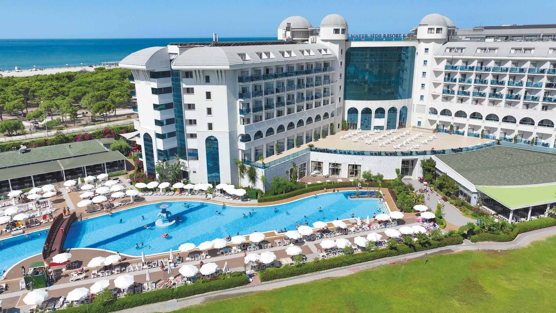 Water Side Resort & Spa